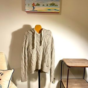 Abercrombie & Fitch cream sweater medium